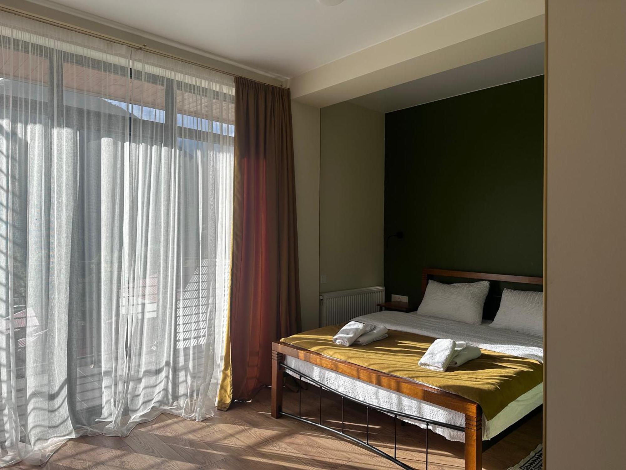 Hotel Mountime Kazbegi Luaran gambar